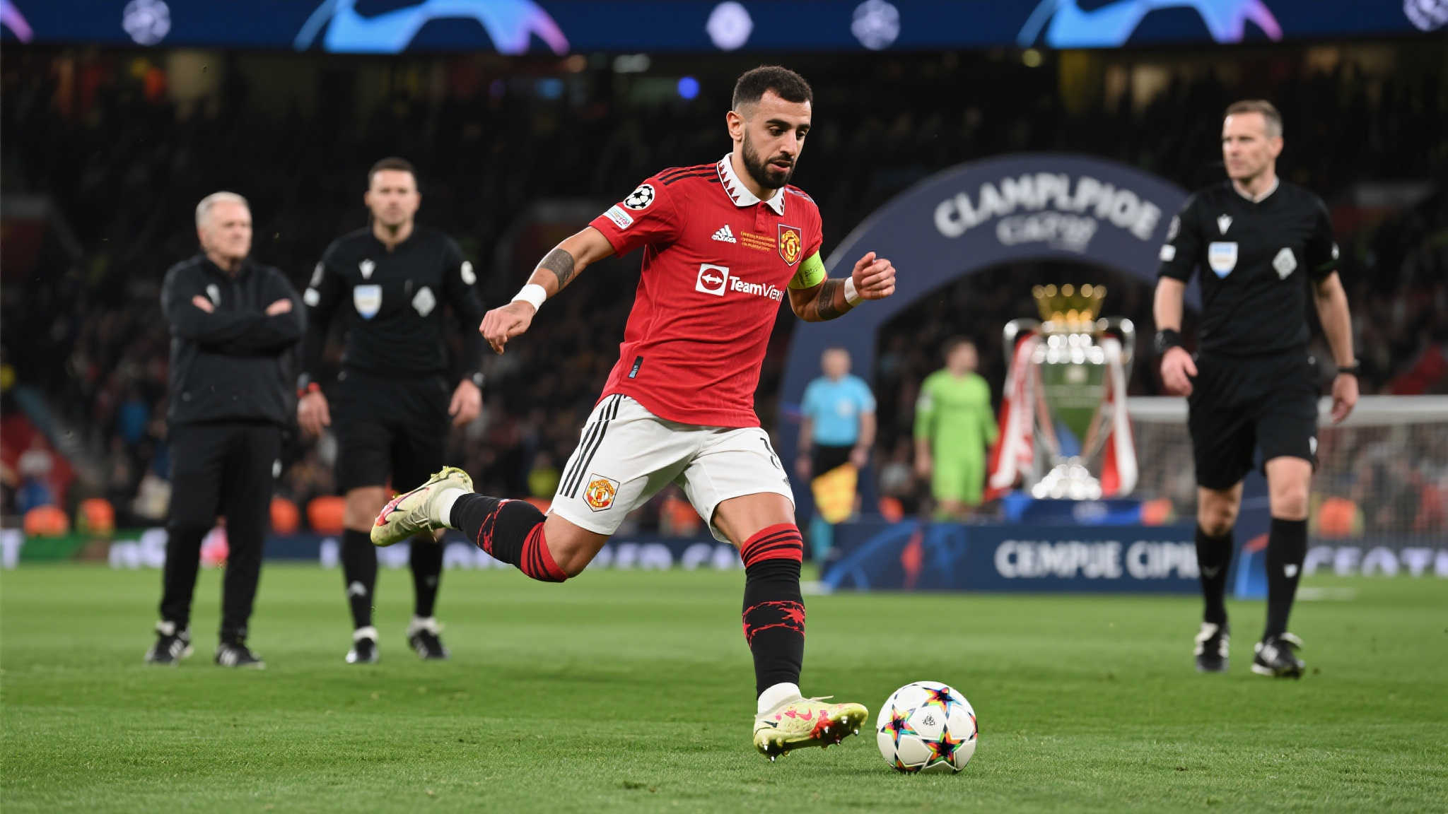 不斷提升競 不斷提升競